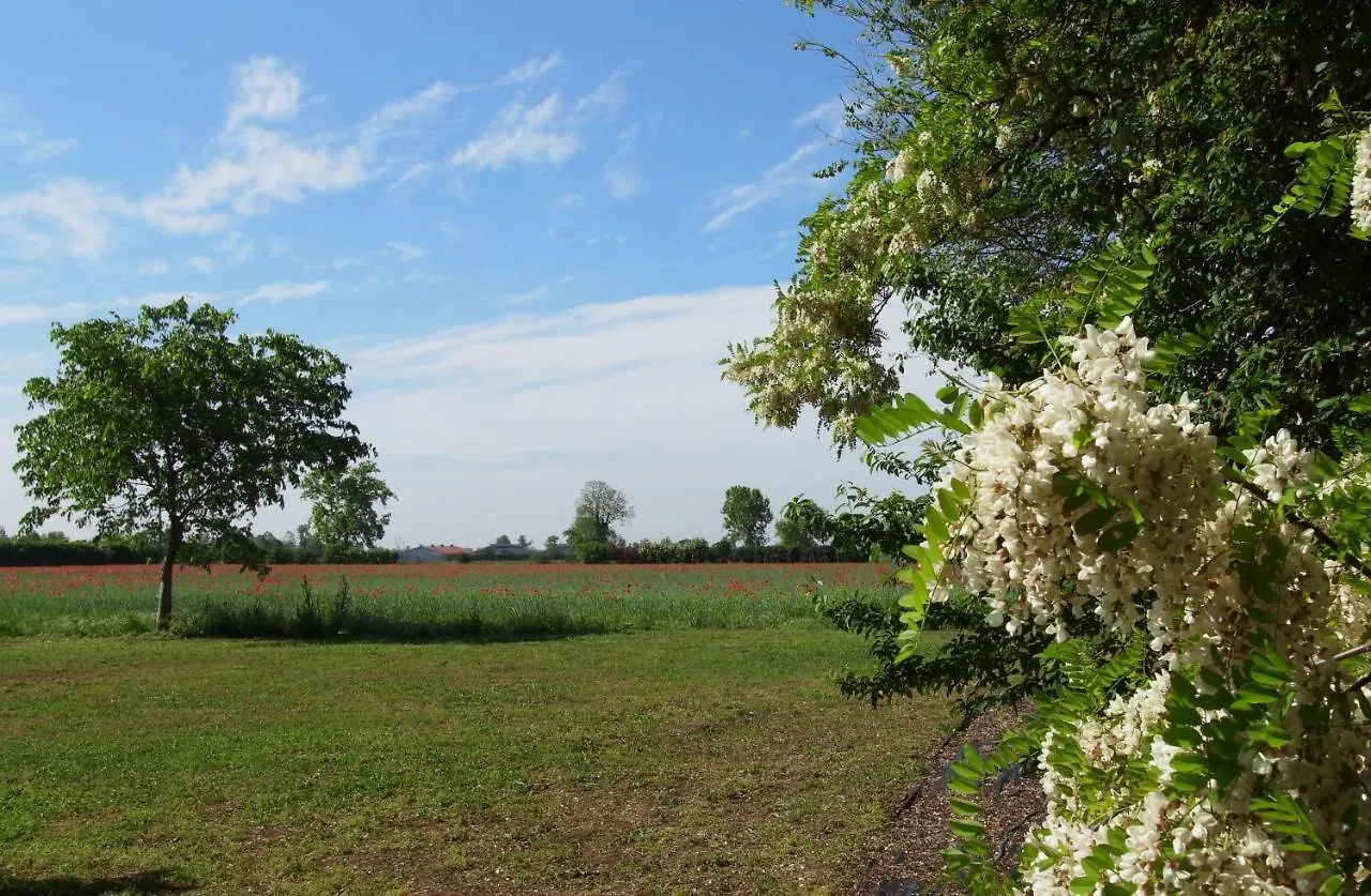 Farm stay Agriturismo Fiorbello Montirone